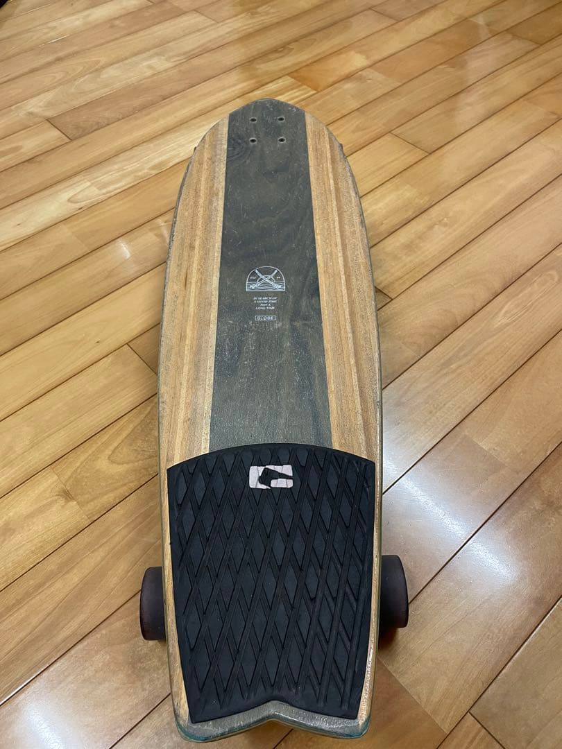 GLOBE サーフスケートボード