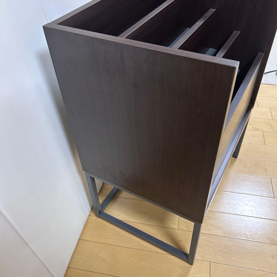 マガジンラック　雑誌ラック　ブックスタンド　ゲームラック　店舗用　オフィス事務所