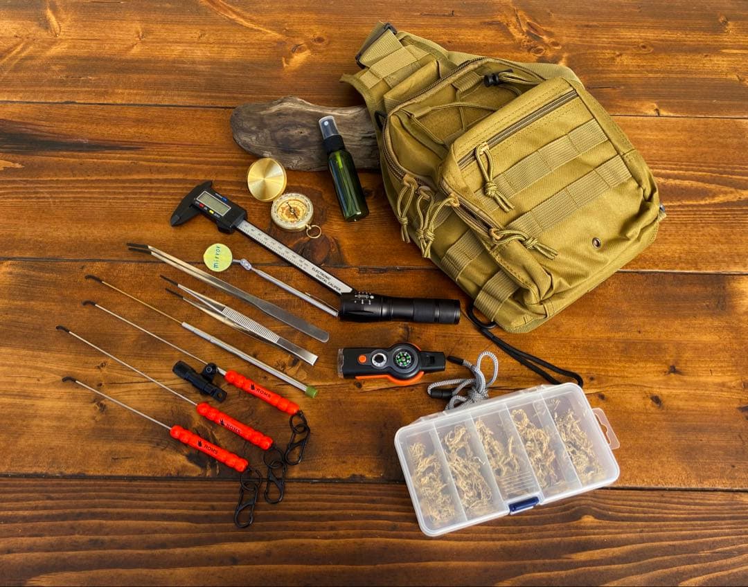 クワガタ採集セット　オレンジ　オリジナル掻き出し棒　デジタルノギス　採集ケース