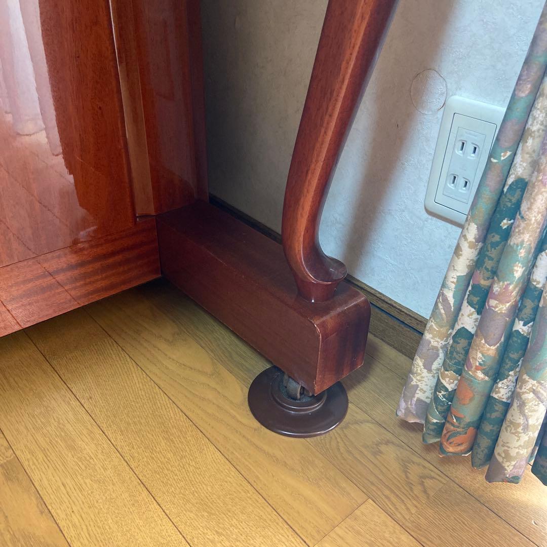 YAMAHA W106B アップライトピアノ　木目調　猫足タイプ