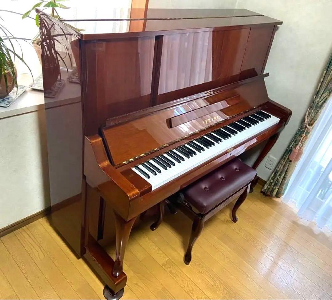YAMAHA W106B アップライトピアノ　木目調　猫足タイプ
