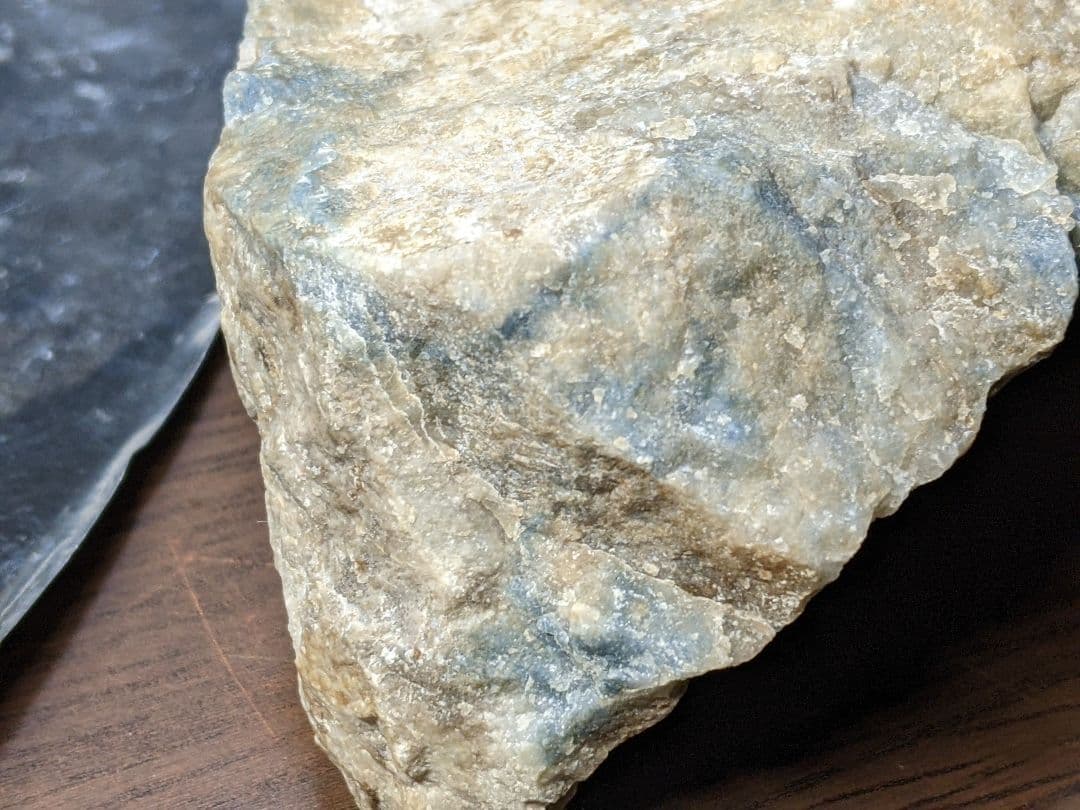 （a-28）大きな入コン沢ヒスイ