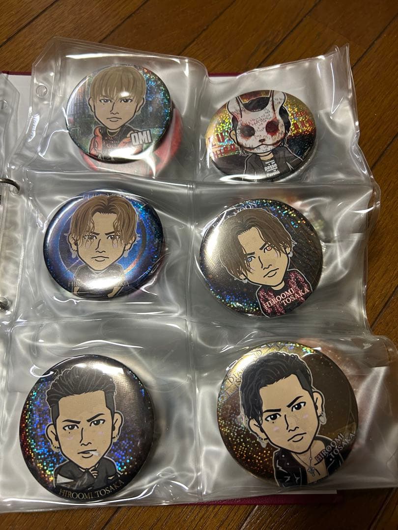 三代目JSB、OMI君のバッチ42個➕オマケ10個バッチ