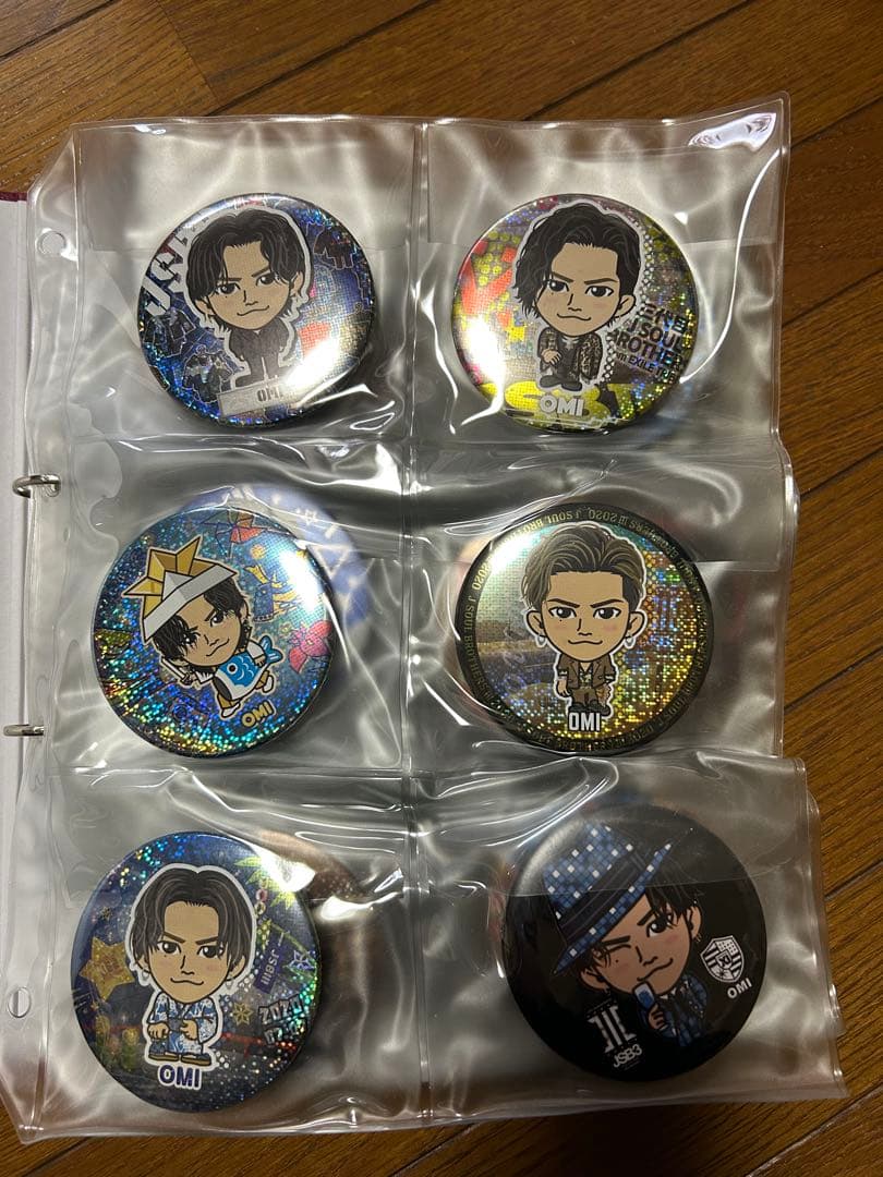 三代目JSB、OMI君のバッチ42個➕オマケ10個バッチ
