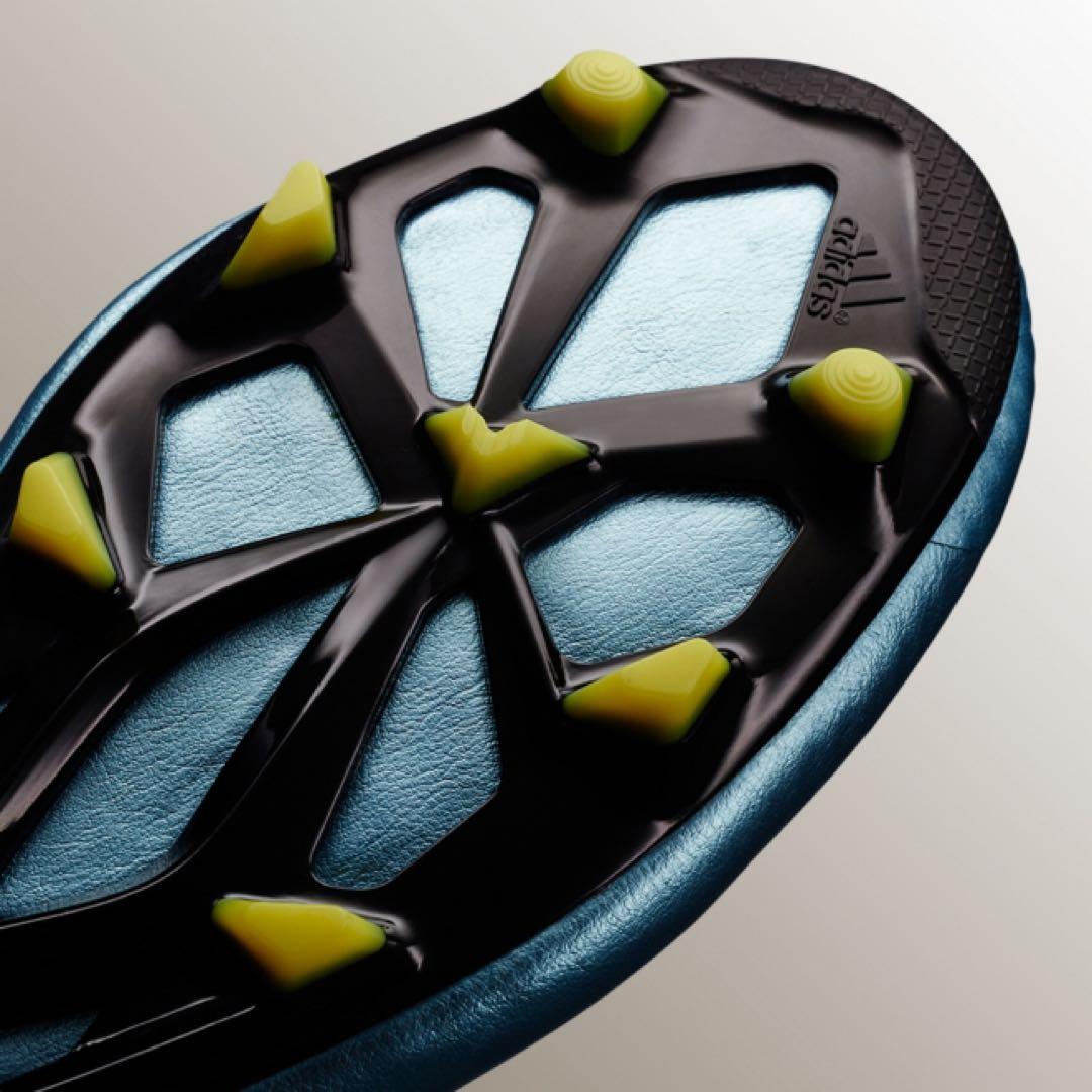 adidas 青 スパイクシューズ