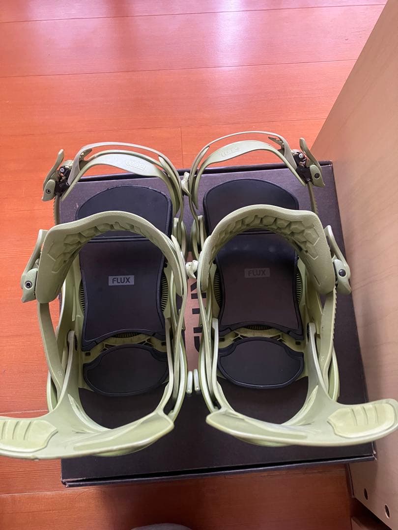 FLUX★DS 23-24 オリーブ★フラックス