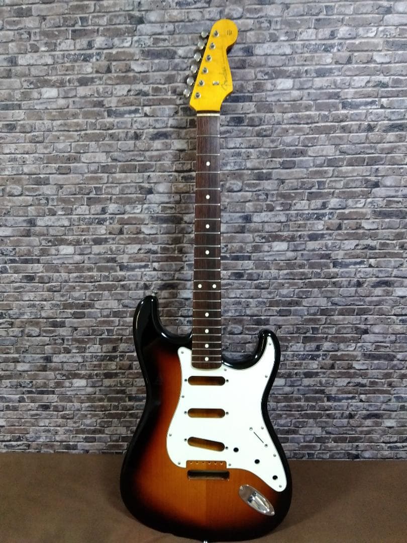 Classic Special 60s Stratocasterのボディとネック