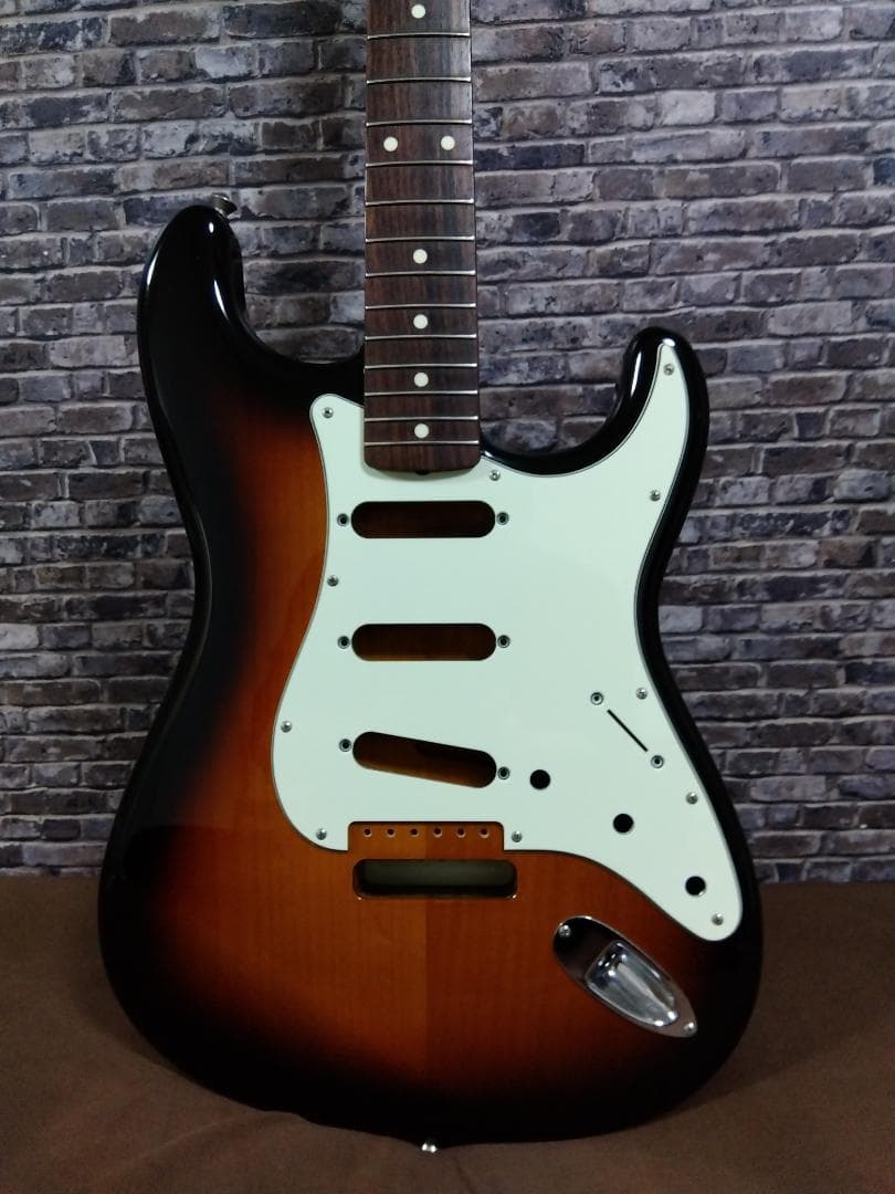 Classic Special 60s Stratocasterのボディとネック