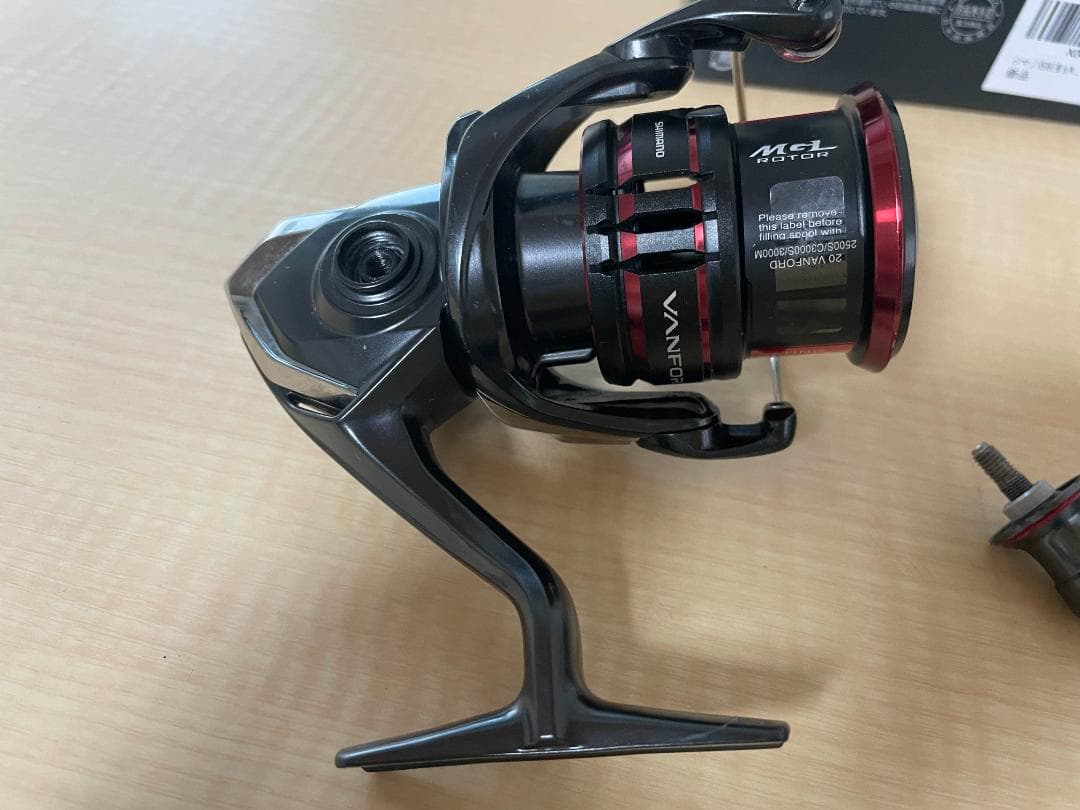 趣*家様 SHIMANO VANFORD 2500S フィッシングリール　M23