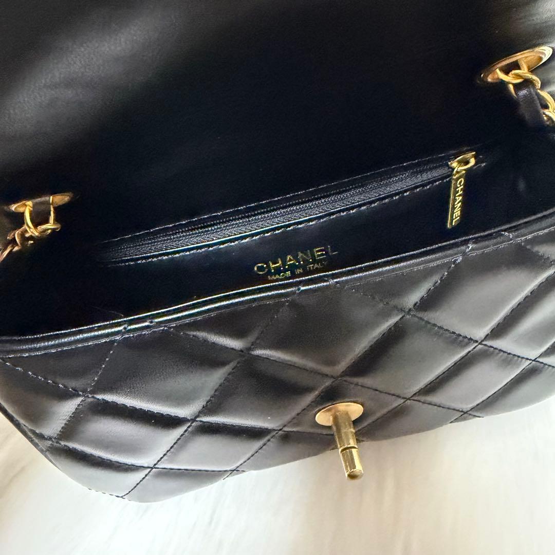 m*i様 CHANELノベルティ ハートチャーム付きショルダーバッグ