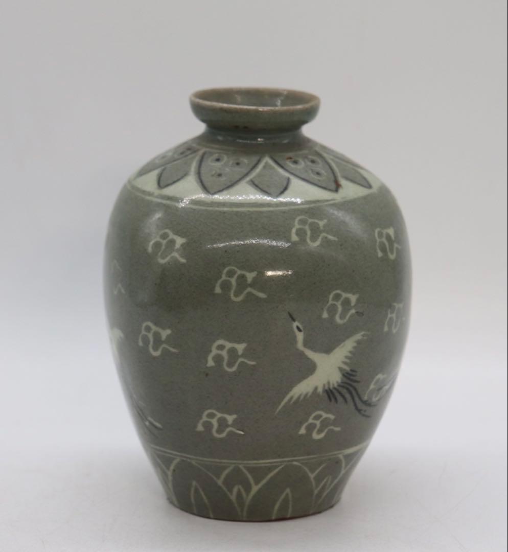 朝鮮青磁　象嵌　鶴紋瓶　李朝　送料込み260104