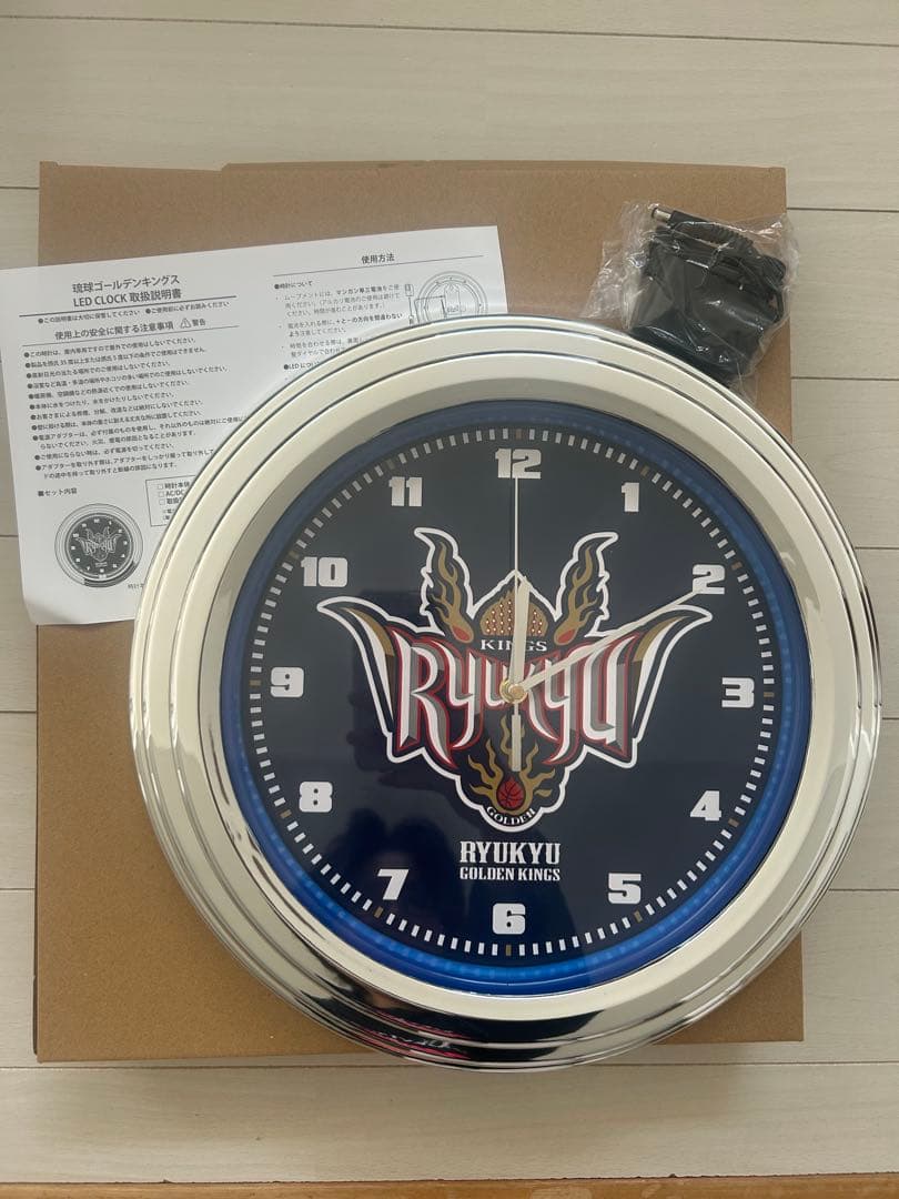琉球ゴールデンキングス　掛け時計　ネオン時計