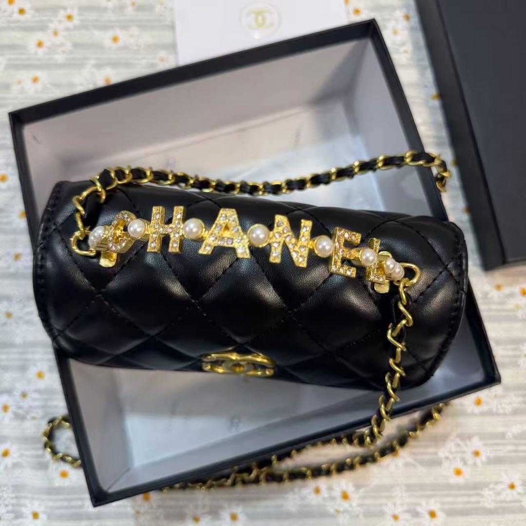 値下げしました！ノベルティ キルティング ショルダーバッグ ブラック VIP限定