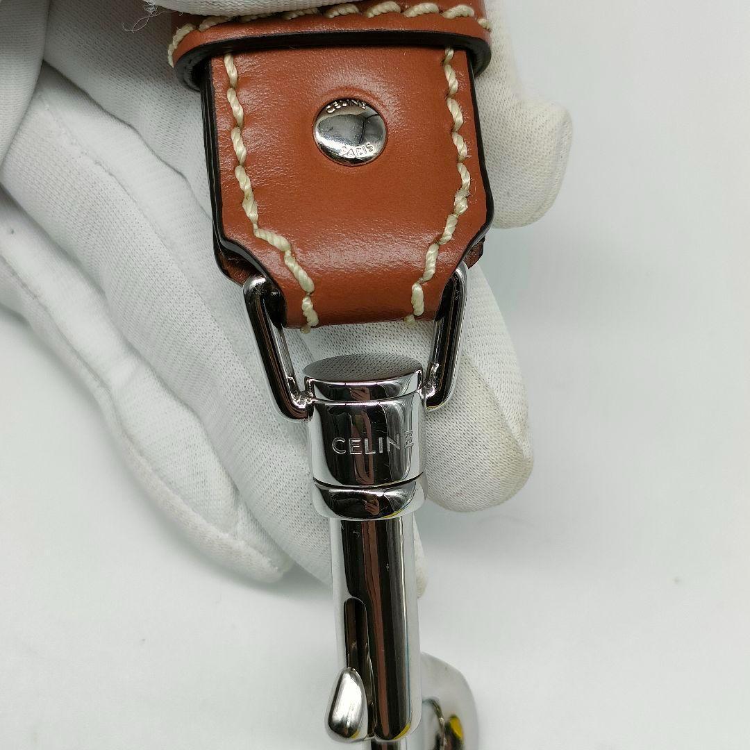 【新品未使用・現行品】セリーヌ リード シン ドッグリーシュ レザー