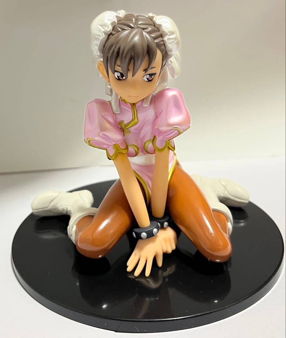 ストリートファイターII 春麗 限定 ピンク フィギュア　チュンリー