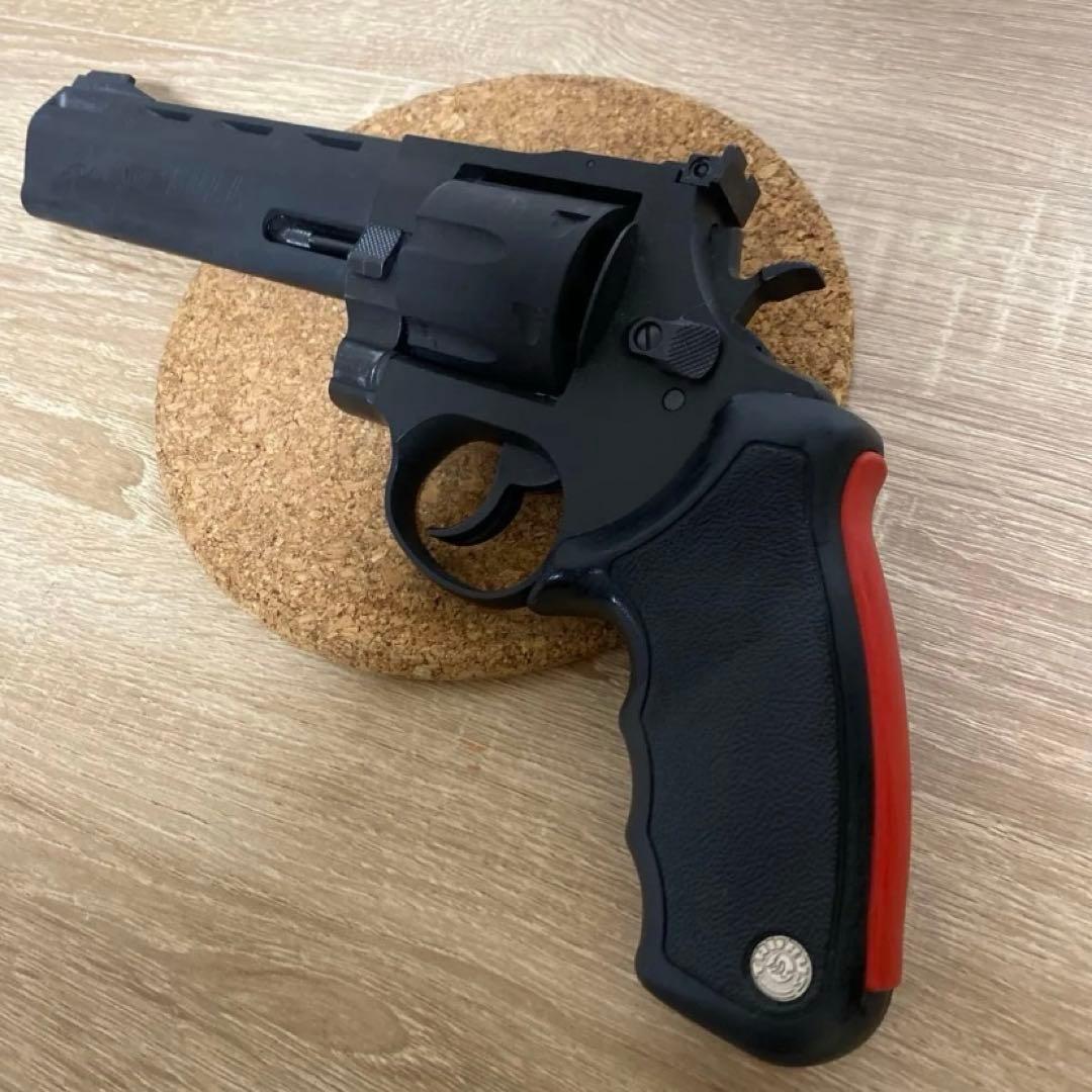 マルシン　トーラスレイジングブルマキシ　44マグナム　6.5インチモデル