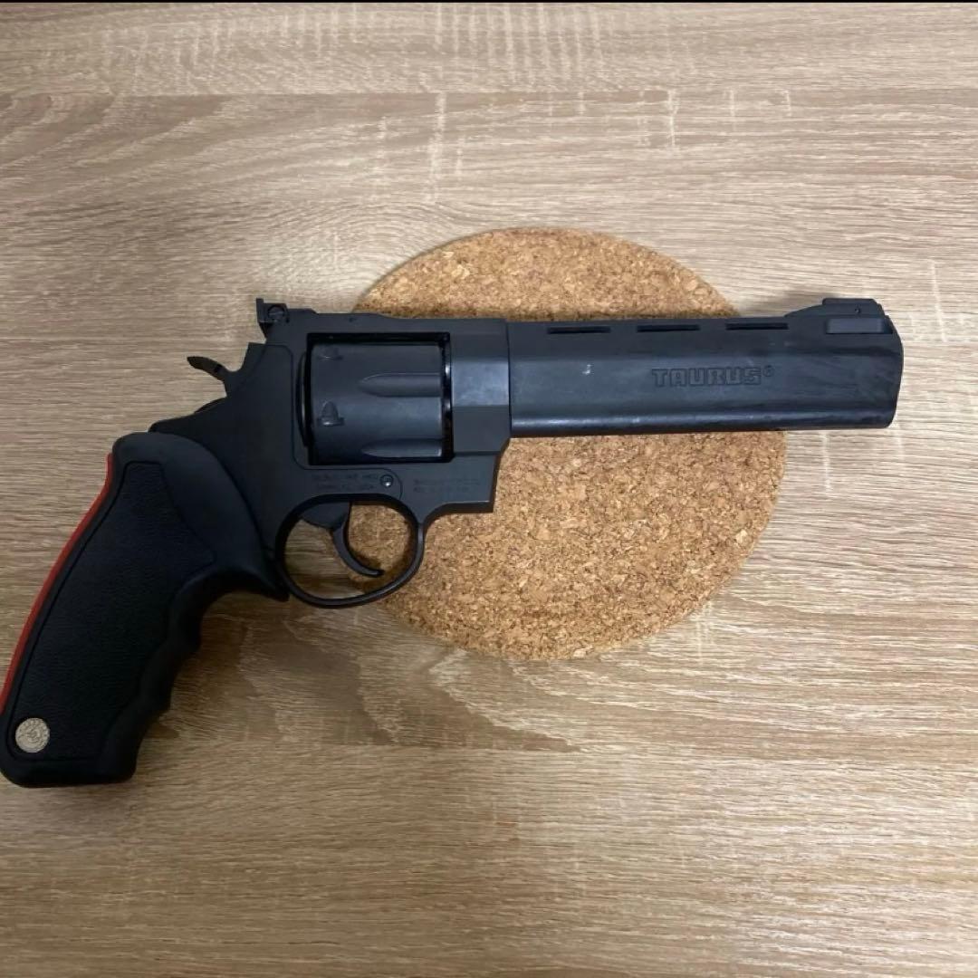 マルシン　トーラスレイジングブルマキシ　44マグナム　6.5インチモデル