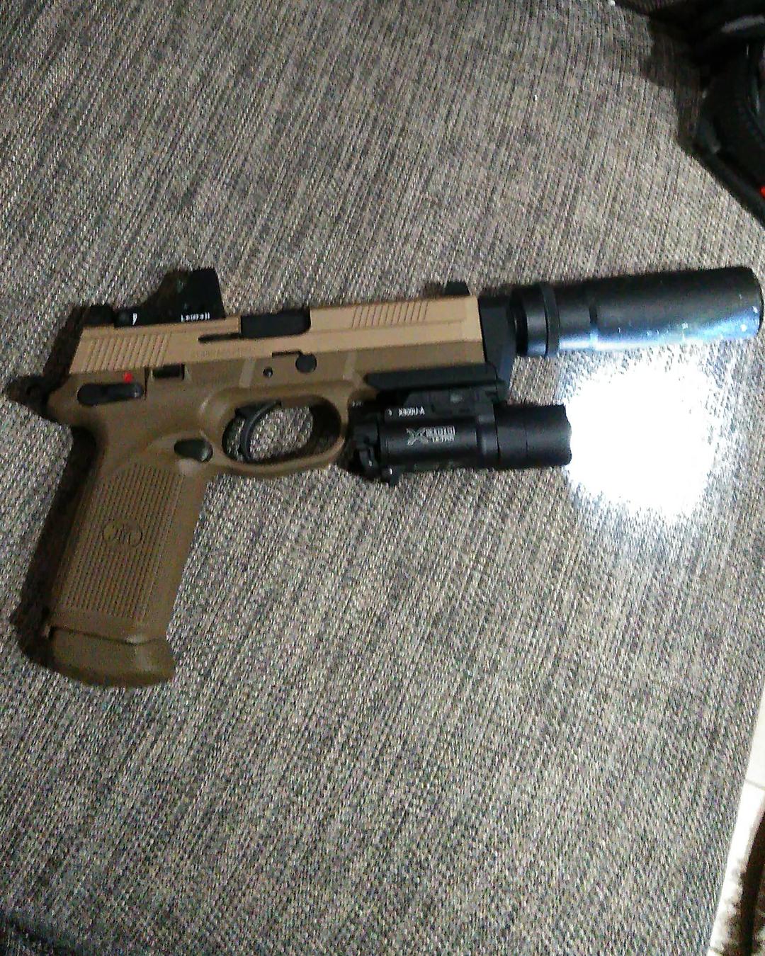 東京マルイ fnx45