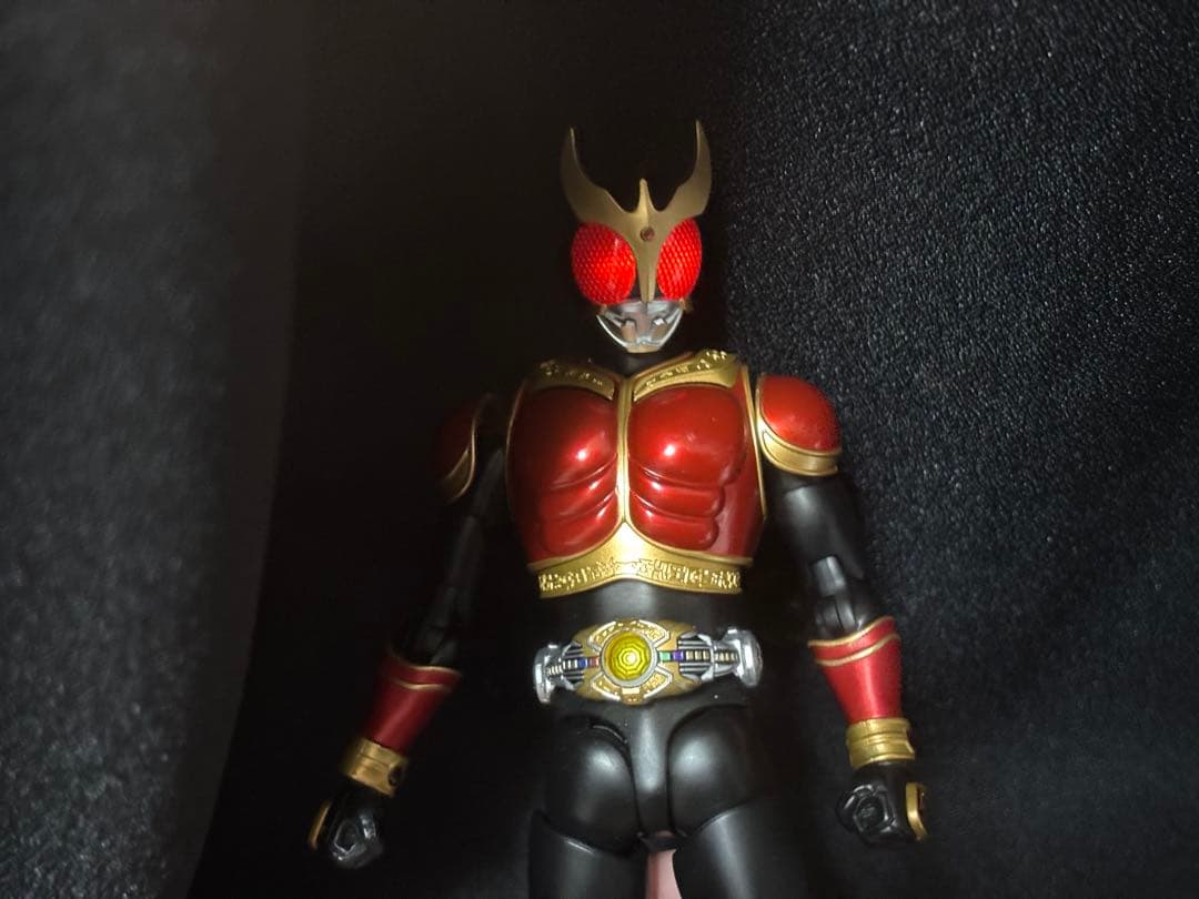 【期間限定値下げ】発光改造　仮面ライダークウガ　フィギュア