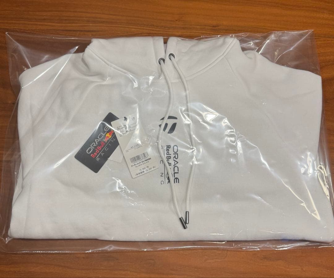 2025テーラーメイド レッドブル　限定コラボパーカー S ボックス フーディ