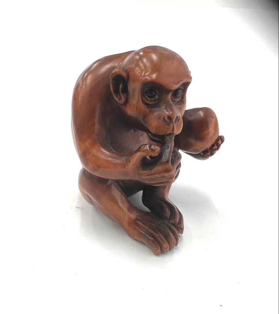 柘植　猿根付け　在名　名品　柘植材猿の彫刻 手のひらサイズ　美品　値下げ！