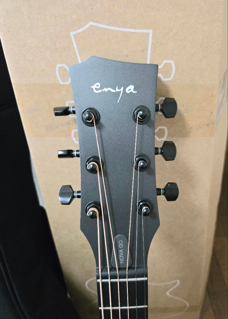 アコースティックギターENYA NOVA GO/BK ギターケース付き