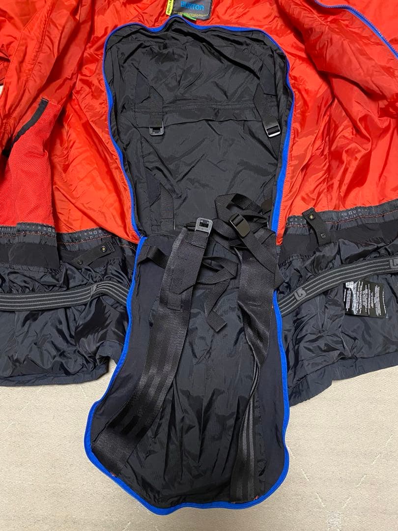バートン　スノボ　スノーボード　ウェア　ジャケット　ポケッタブル　リュック　携帯