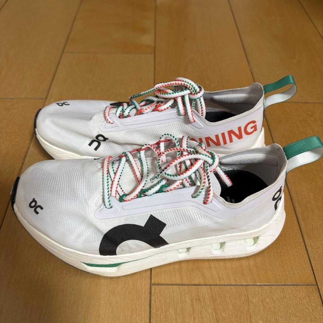 Onクラウドブームゾーン23.5センチ 美品