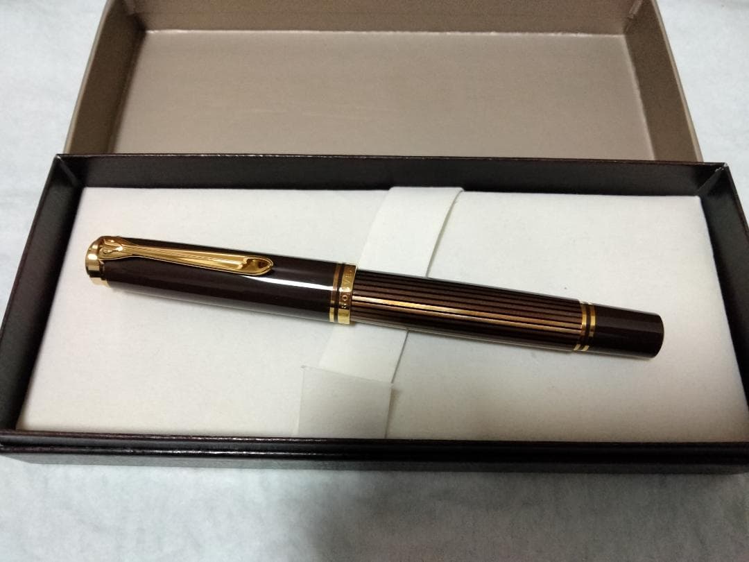 Pelikan 特別生産品 SOUVERAN M800 ブラウンブラック(F)