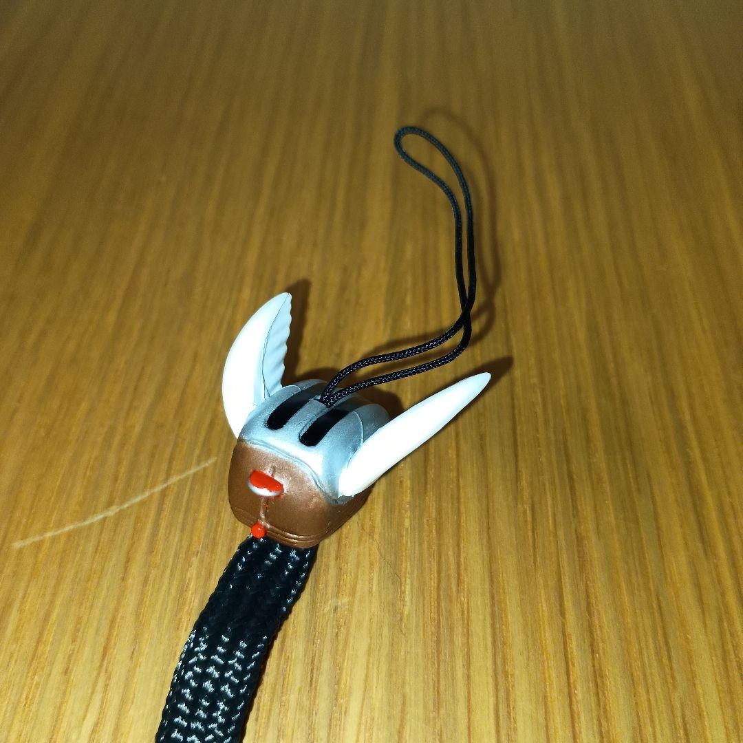 フライングトースターのストラップ 黒と白と茶