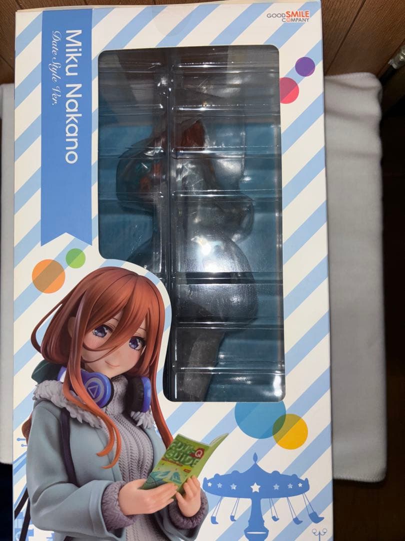 値下げ不可☆5周年記念ボディバッグ三玖未開封＋三玖グッドスマイルフィギュア未開封