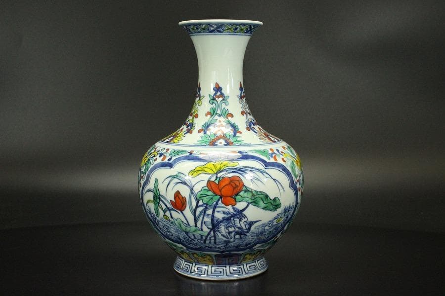 中国美術 色絵 花瓶(ZE721)