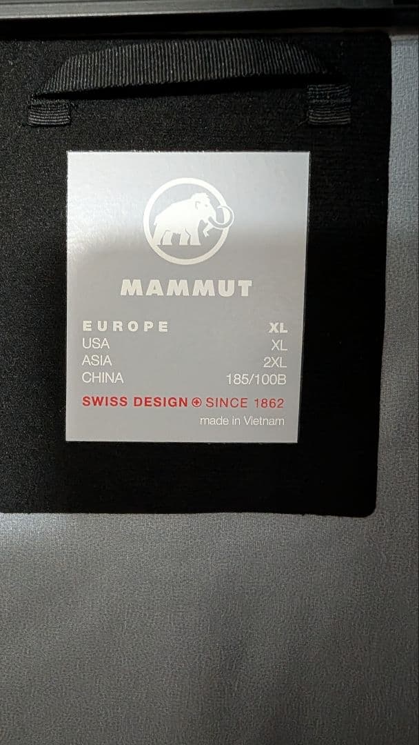 [新品未使用]MAMMUT Stoney HS Hooded Jacket