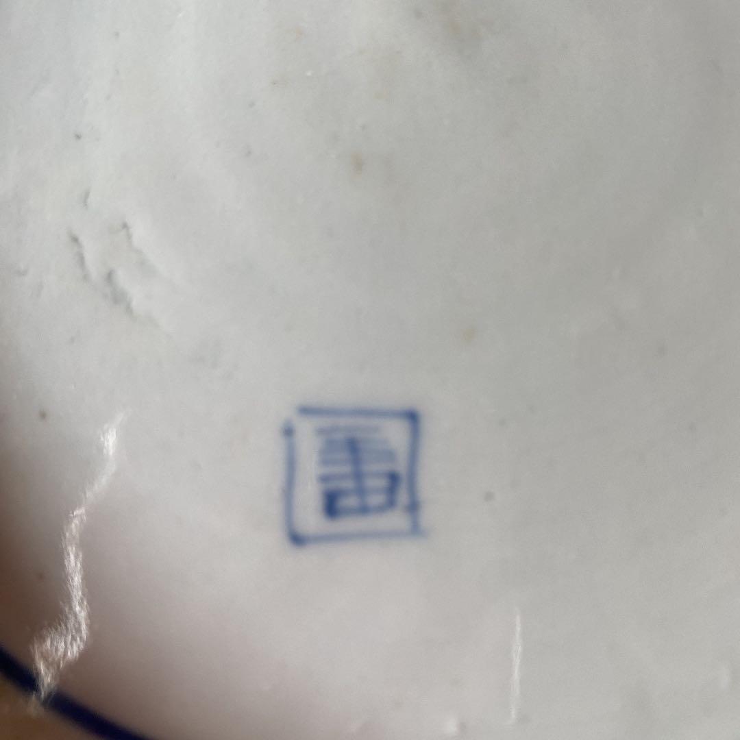 古い盛り皿です。古伊万里