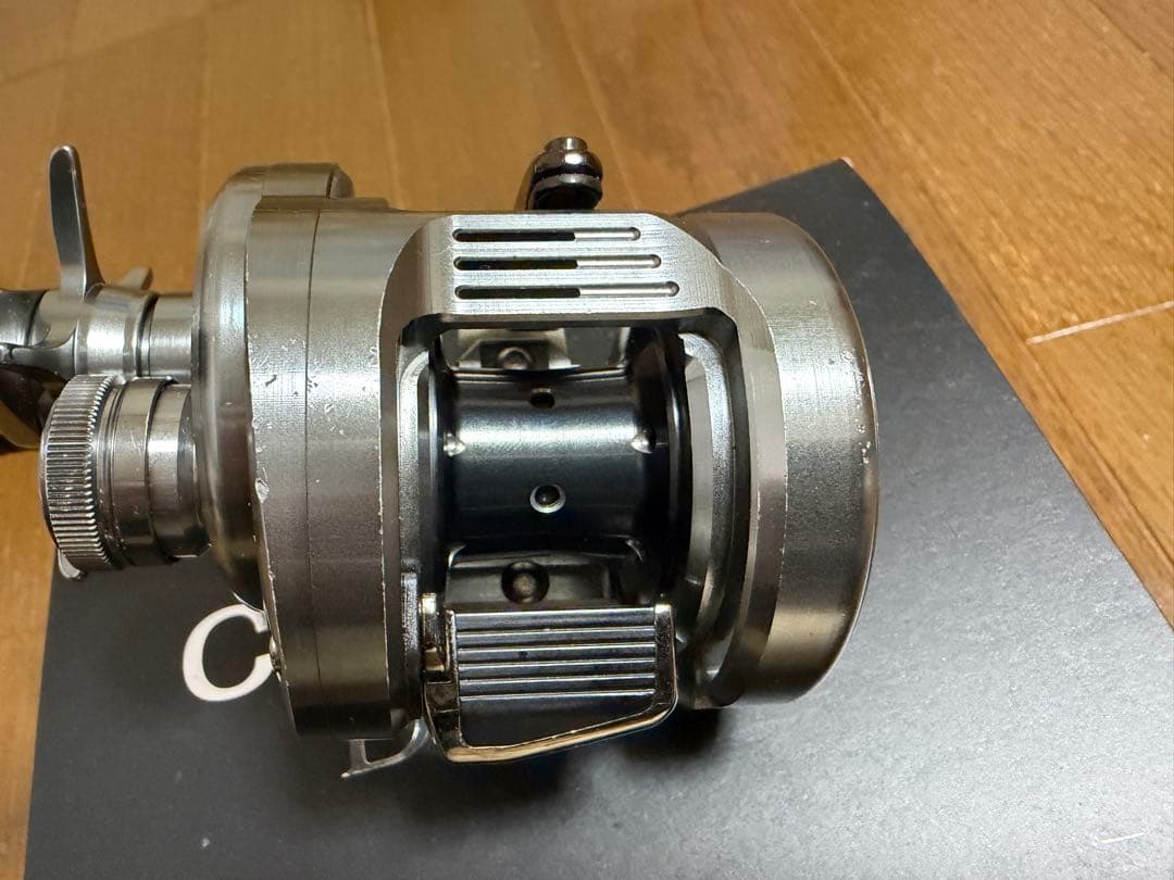 シマノ　カルカッタ　コンクエスト　DC 101 LEFT