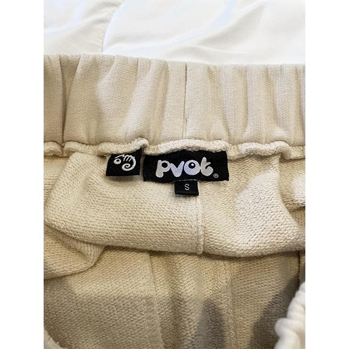 PVOT セットアップ (HOODIE & PANTS)