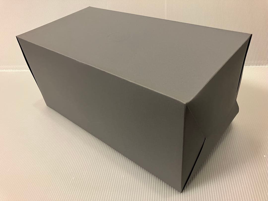 ミニカー 1/18  330i ツーリングTouring グレー