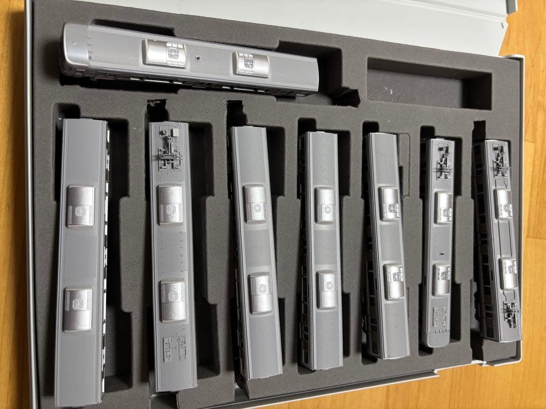 TOMIX JR 225100系近郊電車 8両セット