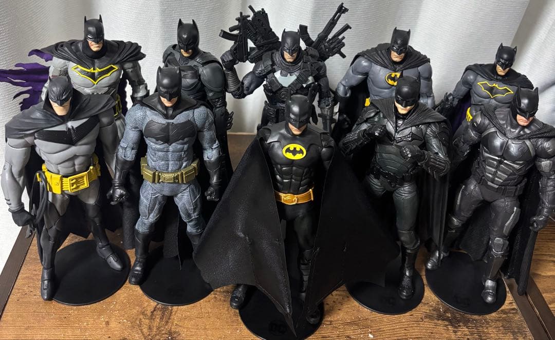 DCマルチバース バットマン　ダークナイト　BVS グリムナイト　キートン