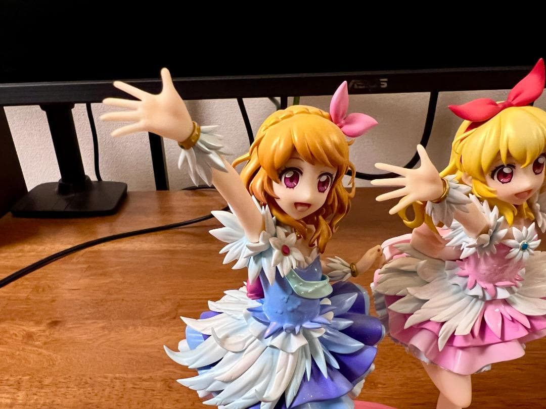 Lucrea アイカツ！ 星宮いちご＆大空あかり コスモス Ver.【特典付き】