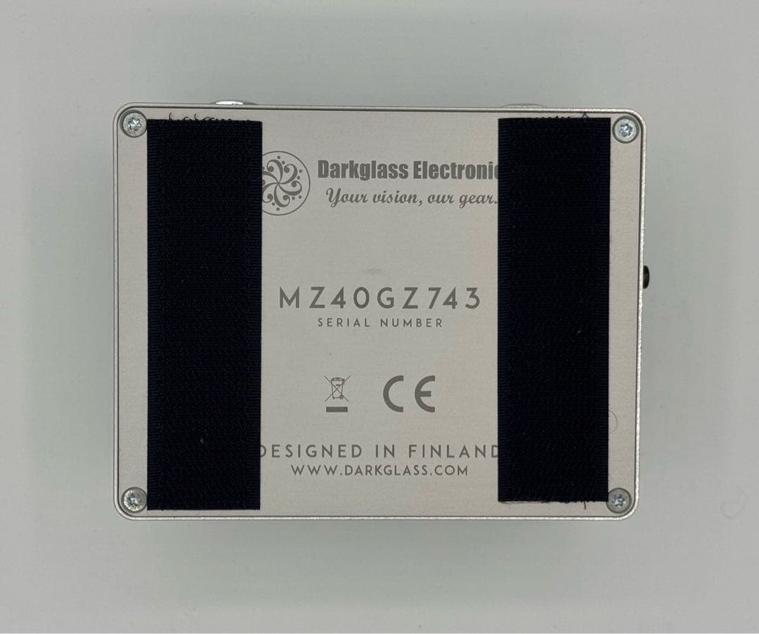 DARKGLASS VINTAGE ULTRA V1ベースエフェクター