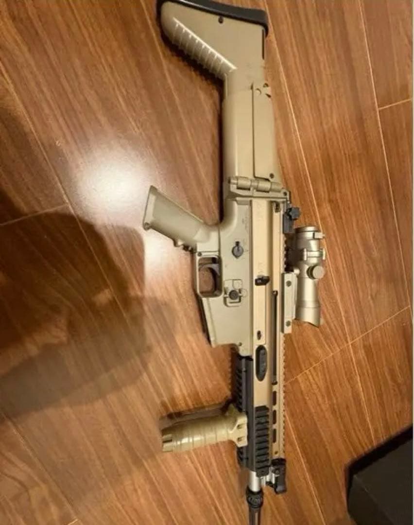 SCAR-L CQC 電動ガンBOYs ライト、スコープ付き