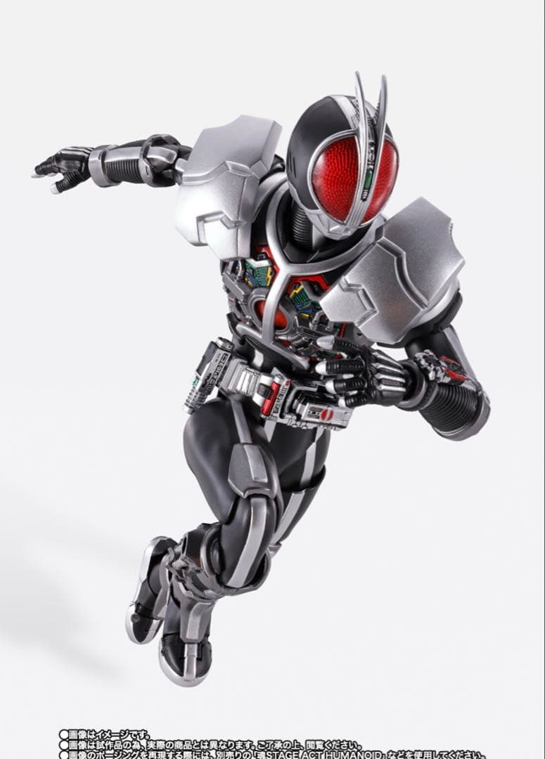 S.H.Figuarts 真骨彫製法　仮面ライダーファイズ　アクセルフォーム