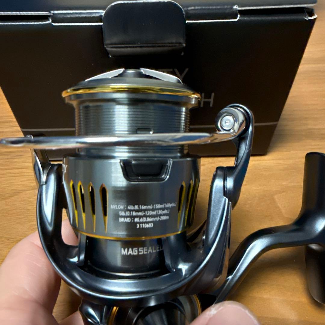 リール Daiwa AIRITY LT2500S-XH