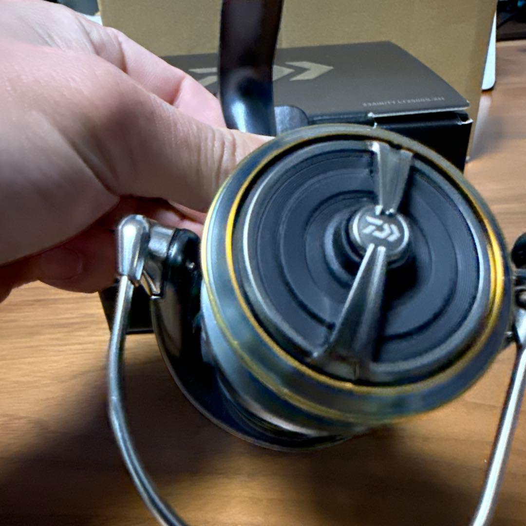 リール Daiwa AIRITY LT2500S-XH