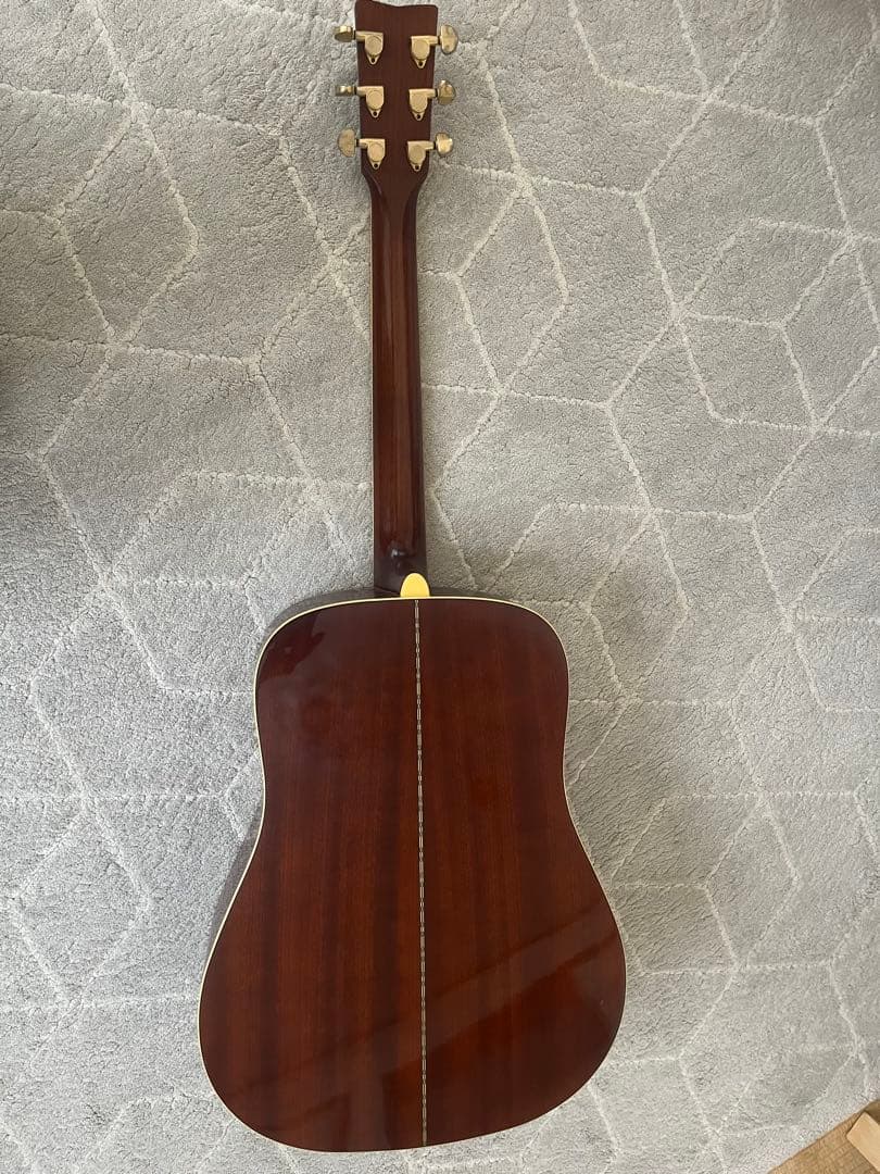 ヤマハ『DW-8VRS』ギター