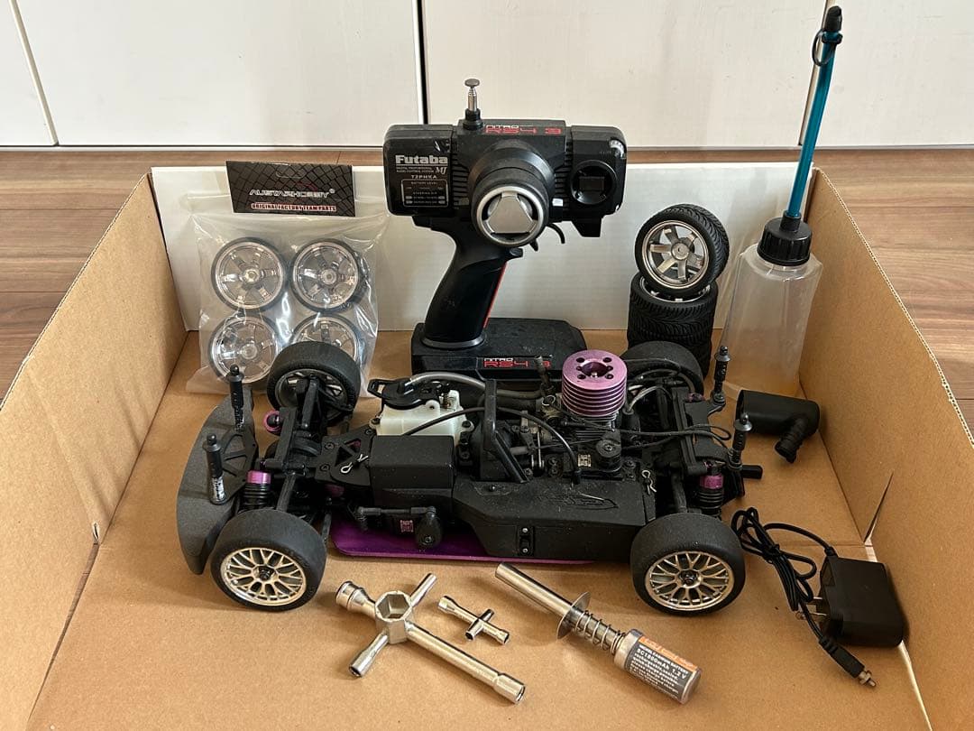 HPI RS4 3 1/10 4WD ニトロRCカー