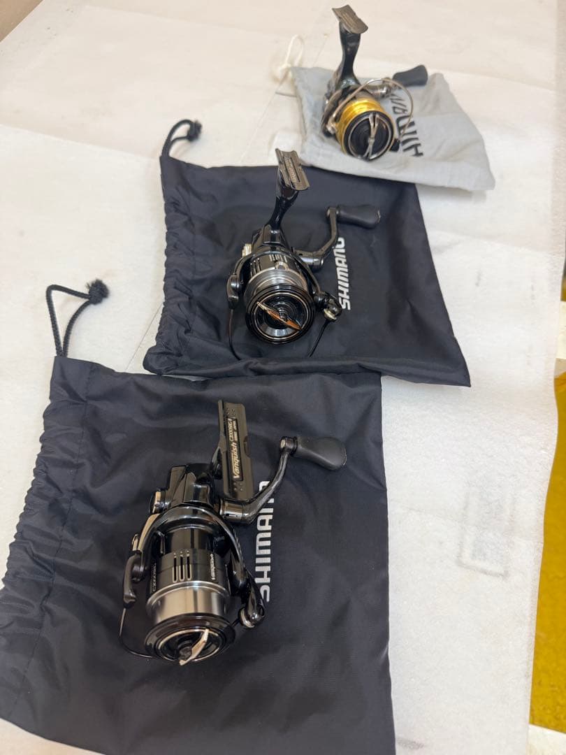 売約済みSHIMANO Vanquishスピニングリール2個CARDIFF 1個