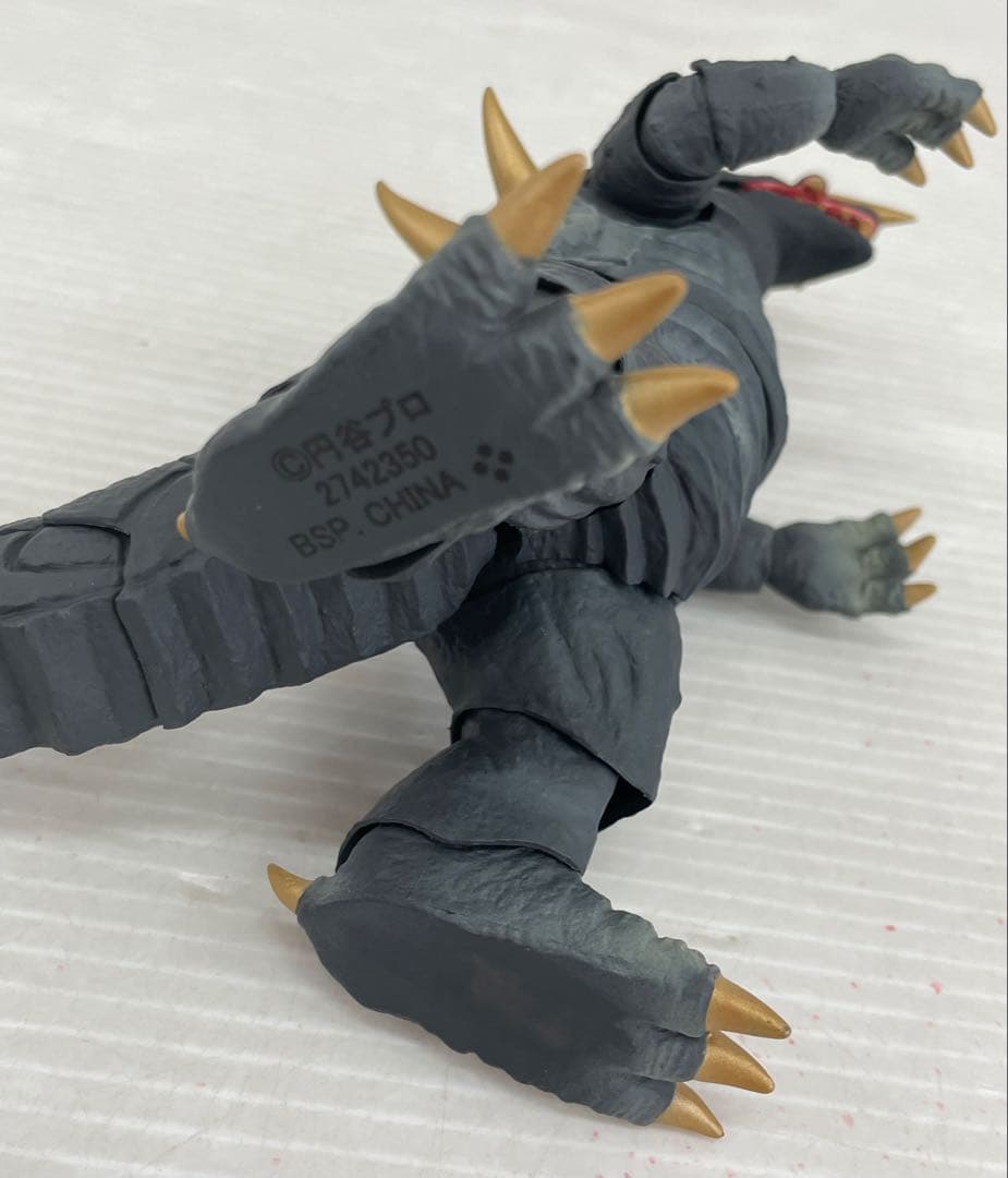 kntoy62-0694 S.H.Figuarts ブラックキング