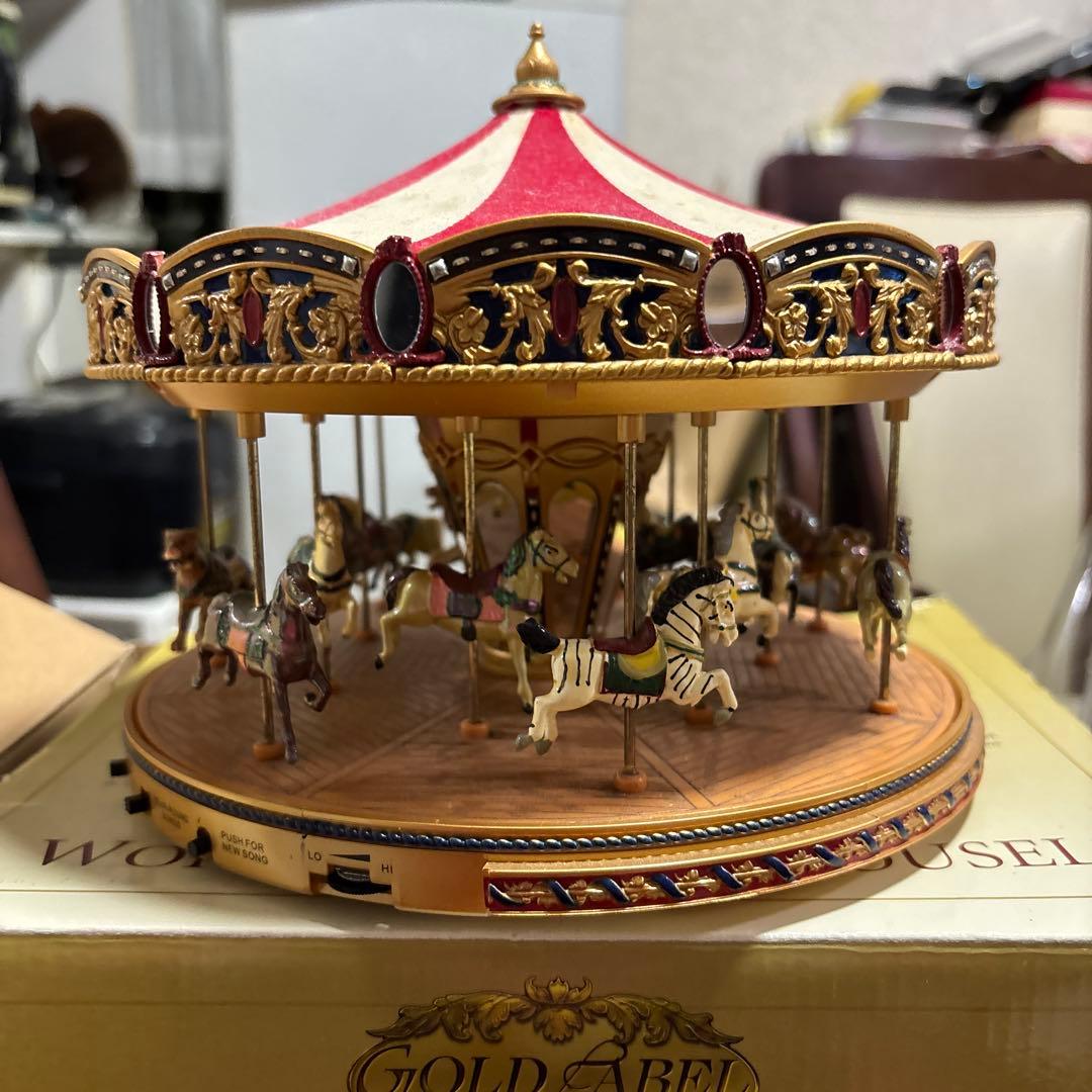 WORLD'S FAIR CAROUSEL ゴールドレーベルコレクション